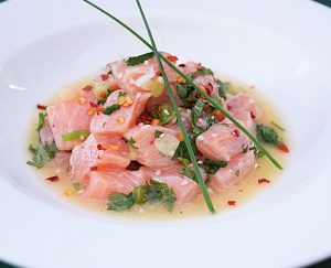 Ceviche Tailandês de Salmão