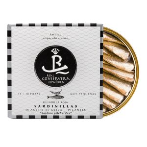 Real Conservera Española Small Sardines in Spicy Olive oil 14-18pcs 112g
