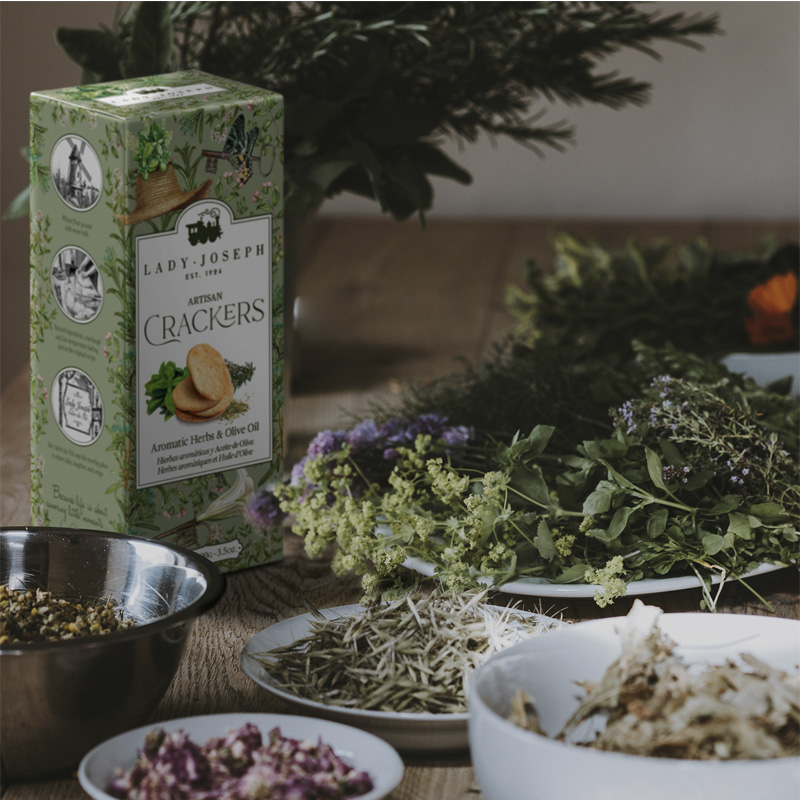 o12882-crackers-de-ervas-aromaticas-e-azeite-lady-joseph-100g_3